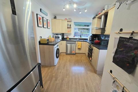 3 bedroom semi-detached house for sale, Woodside Avenue, Bridgend, CF31