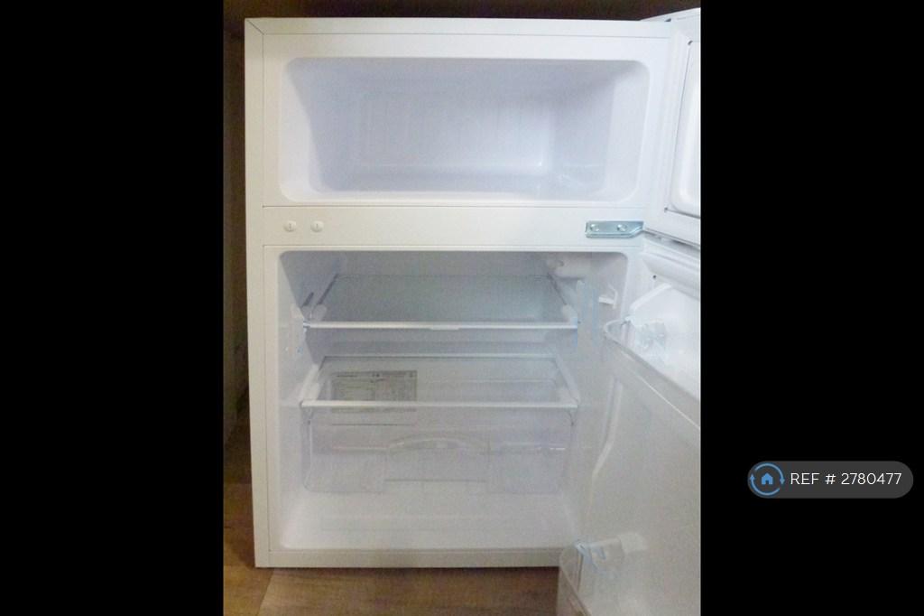 Individual Fridge Freezer