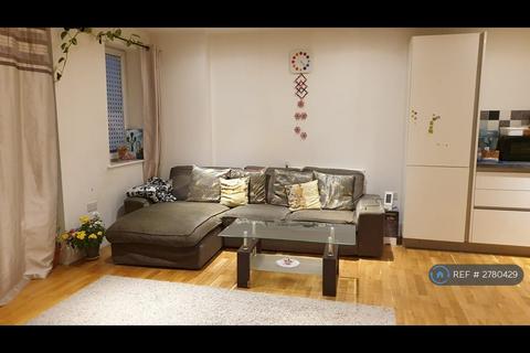 undefined, Topaz Apartments, Hounslow, TW3