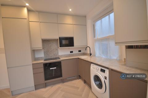 undefined, Lyndhurst Court, London, SE25