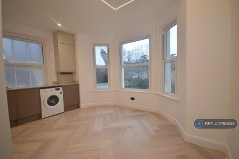 undefined, Lyndhurst Court, London, SE25