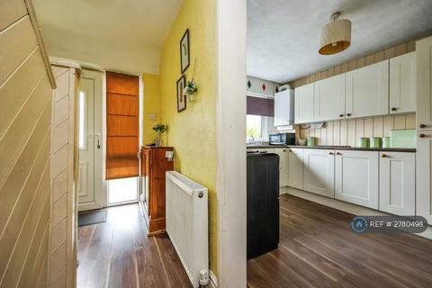 3 bedroom terraced house to rent, Third Avenue, Gedling, Nottingham, NG4