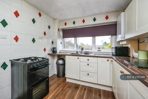 3 bedroom terraced house to rent, Third Avenue, Gedling, Nottingham, NG4