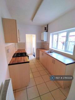3 bedroom terraced house to rent, Gadsby Street, Nuneaton, CV11