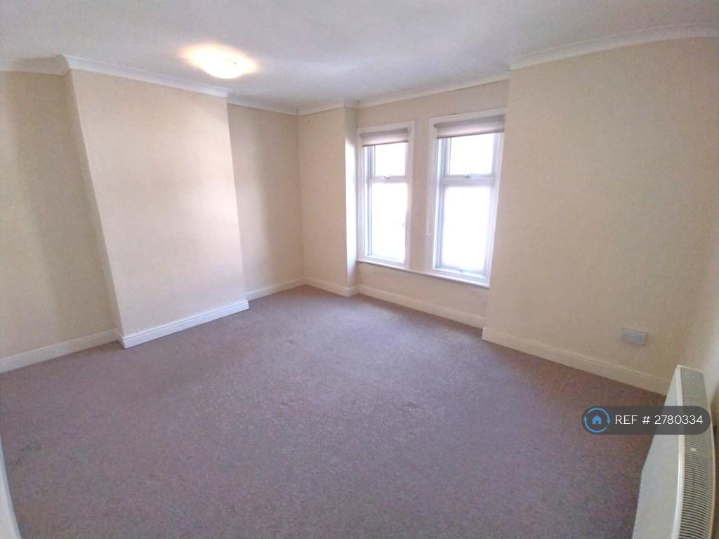 Main Double Bedroom