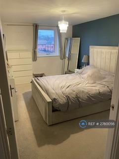 2 bedroom flat to rent, Heath Wood Drive, Maidstone, ME14