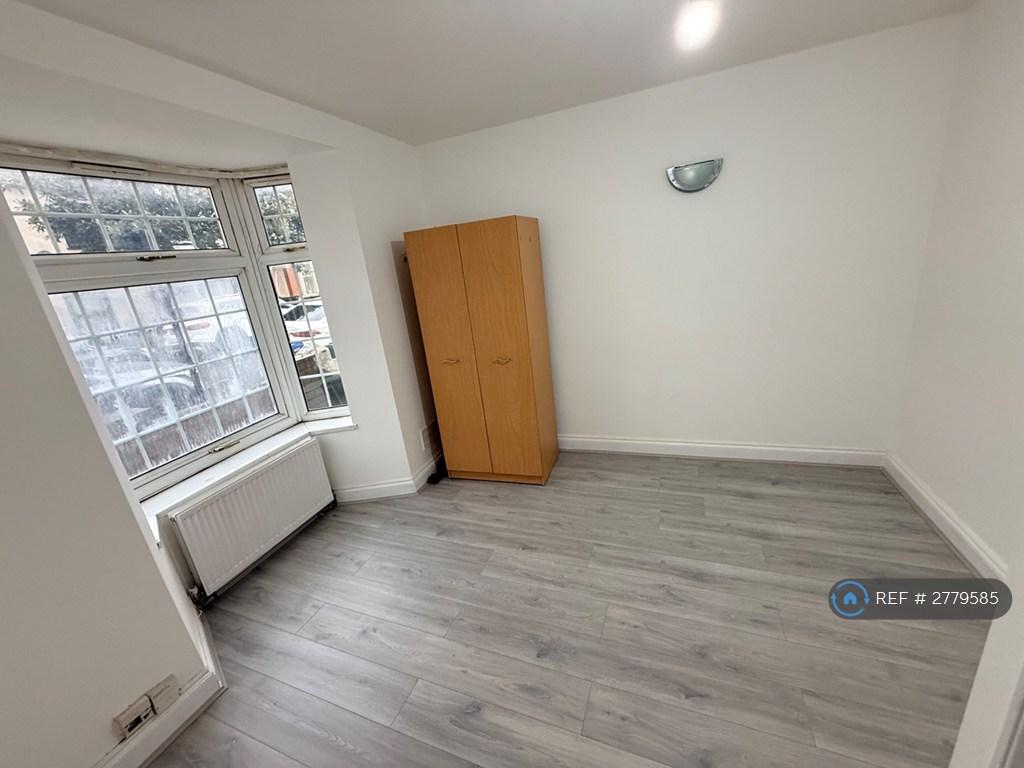 Front Bedroom