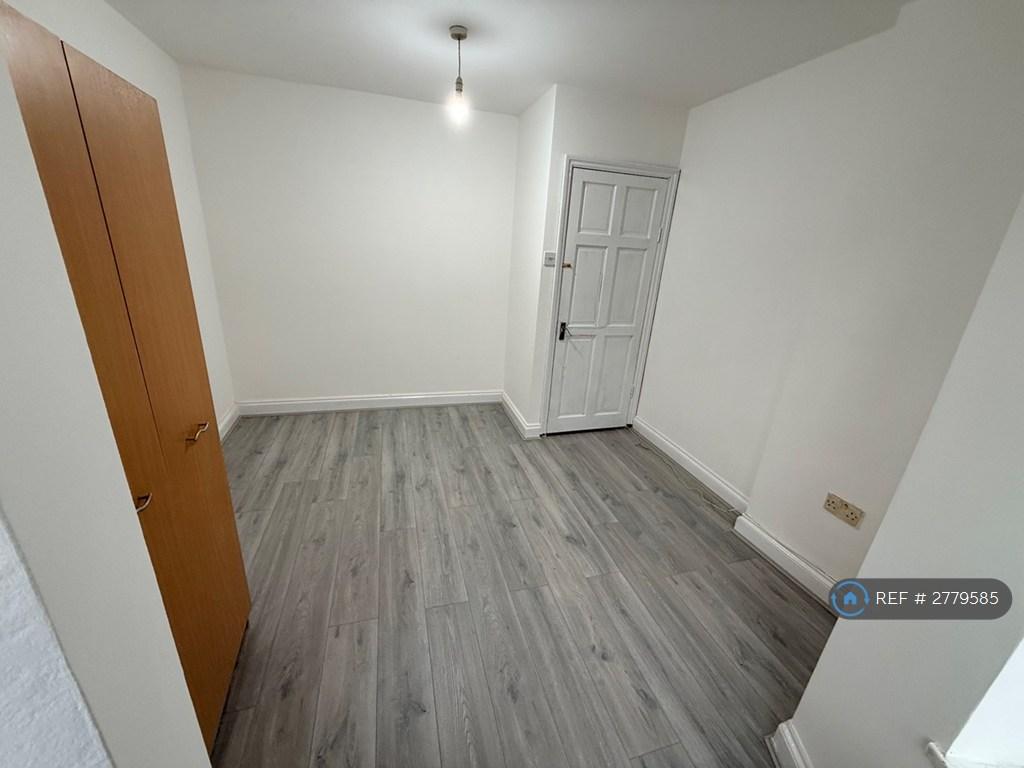 Front Bedroom