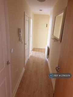 2 bedroom flat to rent, Robinson Street, Bletchley, Milton Keynes, MK3