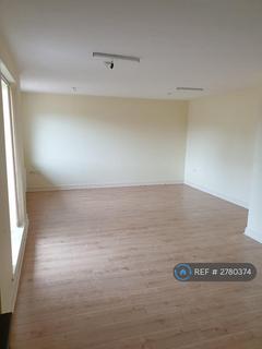 2 bedroom flat to rent, Robinson Street, Bletchley, Milton Keynes, MK3