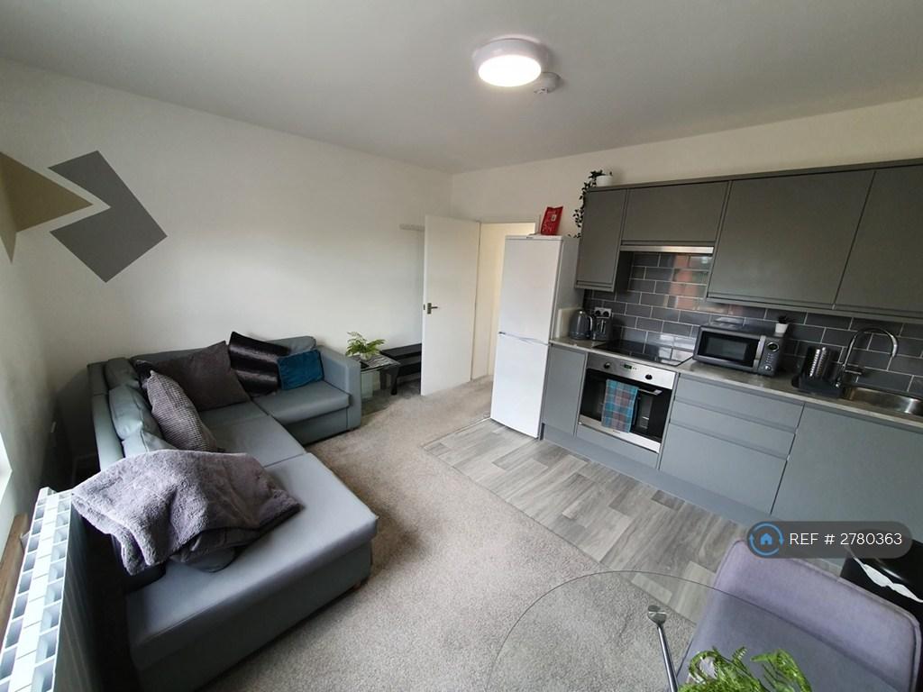 Lounge/Kitchen