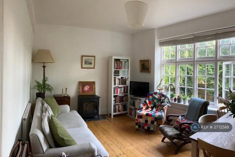 2 bedroom flat to rent, Langbourne Mansions, London, N6