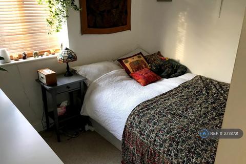 undefined, John Williams Close, London, SE14