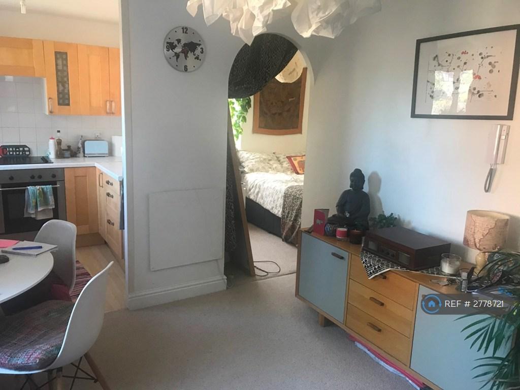 Living Area Through To Bedroom