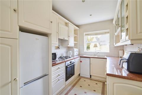 2 bedroom apartment for sale, Regency Court, Ilkley, West Yorkshire, LS29