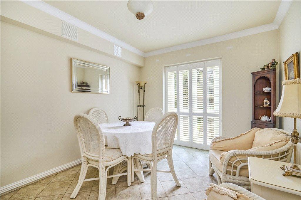 Dining Room/Bedroom2
