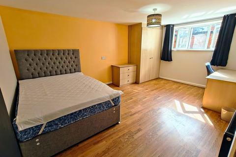 undefined, Richmond Avenue, Leeds LS6