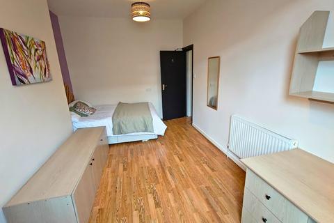 undefined, Richmond Avenue, Leeds LS6