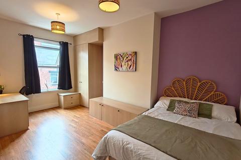 undefined, Richmond Avenue, Leeds LS6