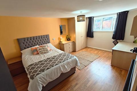 undefined, Richmond Avenue, Leeds LS6