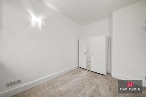 2 bedroom flat to rent, Glenilla Road Belsize Park NW3