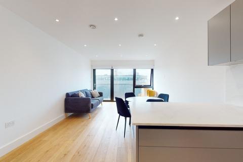 2 bedroom flat to rent, New Horizons Court
