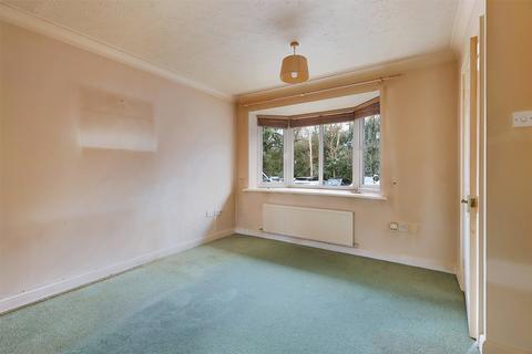 2 bedroom terraced house for sale, Crowhurst Mead, Godstone, Surrey, RH9