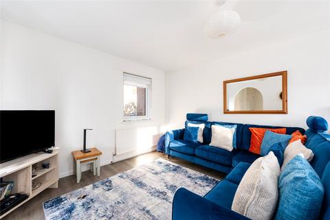 undefined, Castle Court, Buckingham, Buckinghamshire, MK18