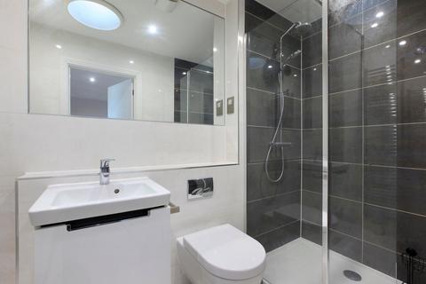 undefined, Faren Terrace, London CR4