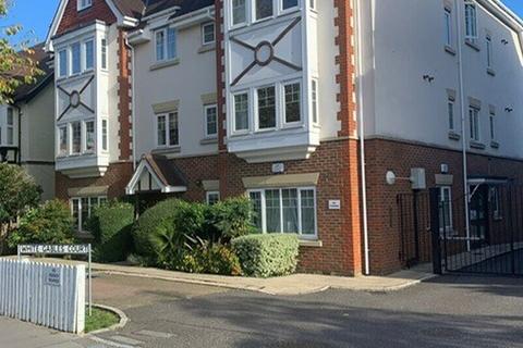 2 bedroom apartment for sale, White Gables Court