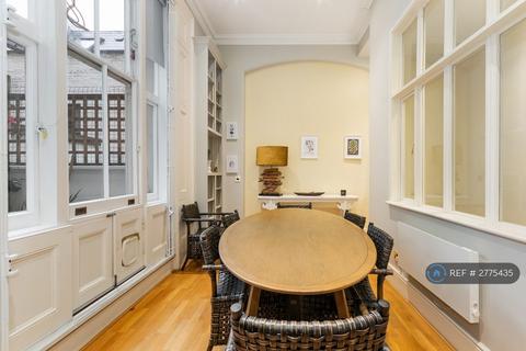 2 bedroom flat to rent, Cornwall Gardens, London, SW7