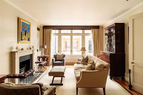 2 bedroom terraced house to rent, St Michael's Mews, Belgravia, SW1W