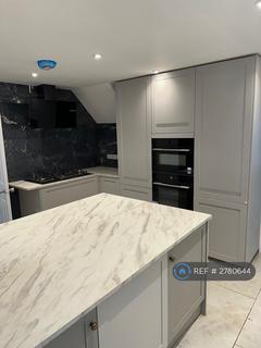 undefined, Malvern Close, Woodley, Reading, RG5