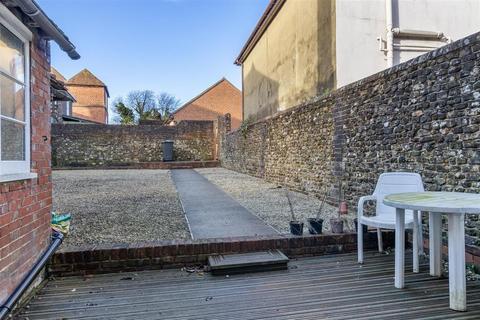 Office for sale, 4 College St Petersfield GU31 4AD