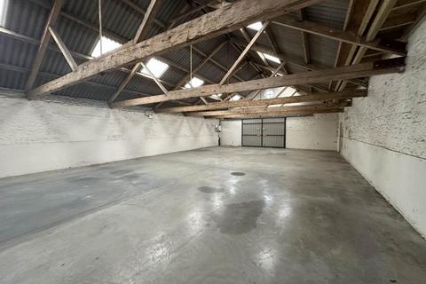 Industrial development to rent, Swinbrook Farm Upton OX18 4EN
