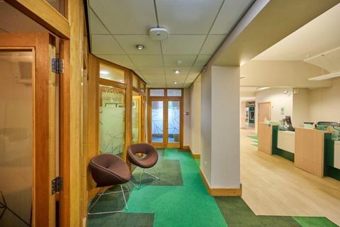 Office for sale, 5 The Sq Petersfield GU32 3HL