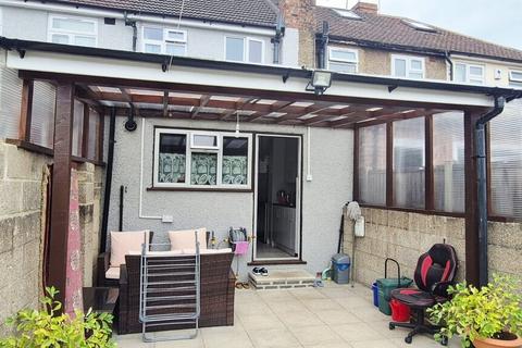 undefined, Guildford Avenue  ,Feltham