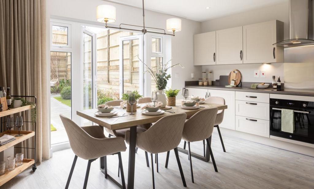 Dandara - Pearmain Place - The Frogmore, Home 90