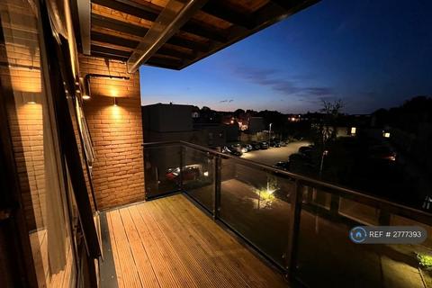 2 bedroom flat to rent, Bruce Grove, London, BR6