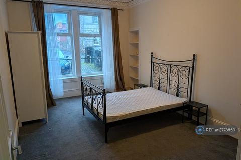 2 bedroom flat to rent, Pitt Street, Edinburgh, EH6