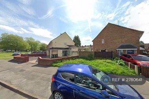 3 bedroom end of terrace house to rent, Fleming Road, Walsall, WS2