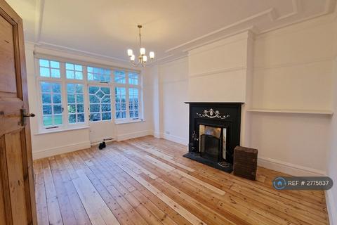 4 bedroom semi-detached house to rent, Elmwood Avenue, Harrow, HA3
