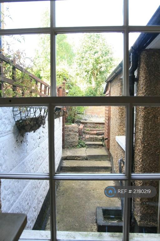 View Kitchen To Garden