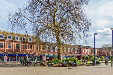 Retail property (high street) to rent, Clevedon Triangle Centre Clevedon BS21 6HX