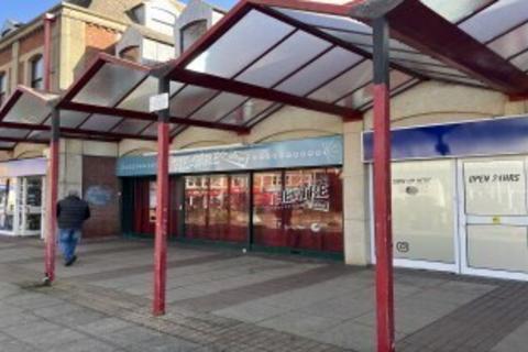Retail property (high street) to rent, Clevedon Triangle Centre Clevedon BS21 6HX