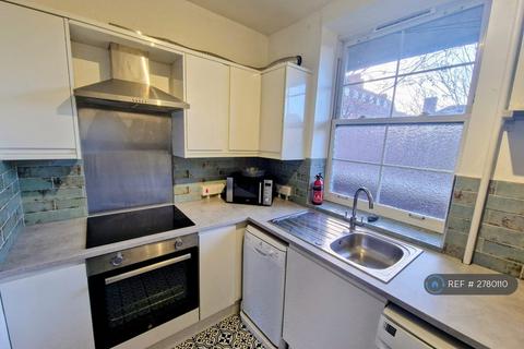 Matilda House, London, E1W
