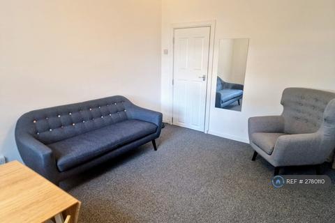 3 bedroom flat to rent, Matilda House, London, E1W