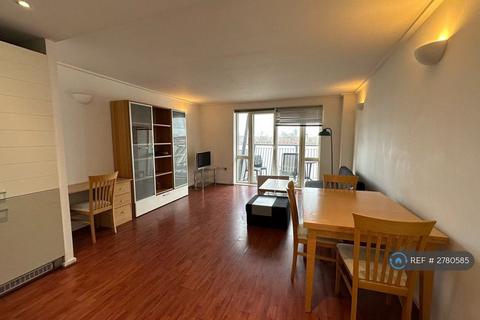 1 bedroom flat to rent, Naxos Building, London, E14