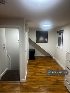 4 bedroom semi-detached house to rent, West Way, London, NW10