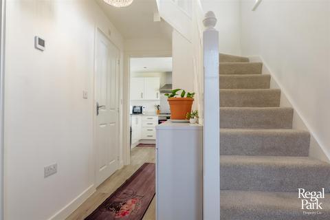 3 bedroom detached house for sale, Wilton Avenue, Peterborough PE7